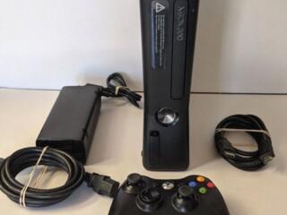 Xbox 360 Slim FreBoot /Avroura