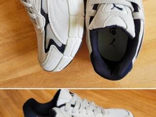 Новые кроссовки PUMA оригинал 42 разм.
1090 руб. Писать в