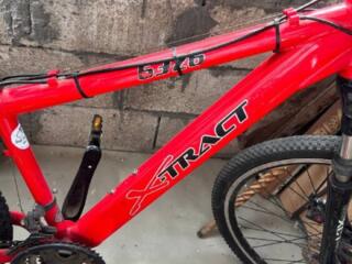 Продам красный велосипед для взрослого или подростка, зависит от роста