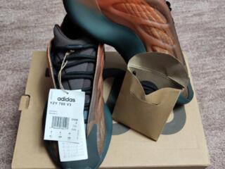 Кроссовки Adidas Yeezy 700 v3 (Новые)