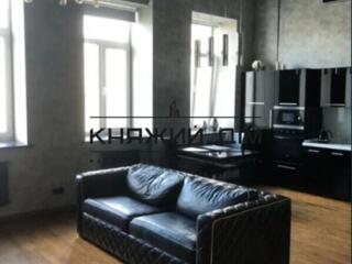 Сдается в аренду 1-но комнатная квартира в центре Киева по ул. ...