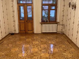 3 комнатная. Центр. СТАЛИНКА.