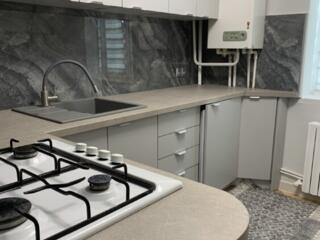 Сдам двухкомнатную квартиру. Автономка!