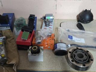 Продам новые и б/у запчасти Vito 638