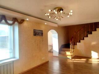 Двухуровневая квартира на Таирова, вид на море.