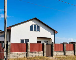 Продам 2-х этажный дом с видом на Куяльницкий лиман в Корсунцах