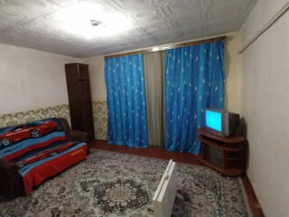 Продам часть дома в центре Слободки