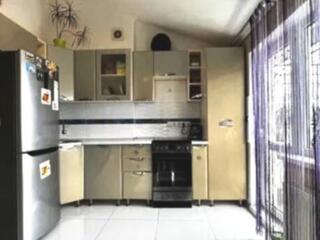 Квартира в новом малоквартирном  кирпичном доме на Таирова