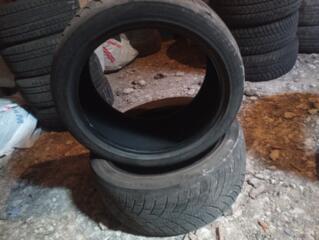 Продам резину 275/40/20