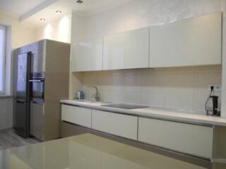 Продам квартиру в районе парка Победы