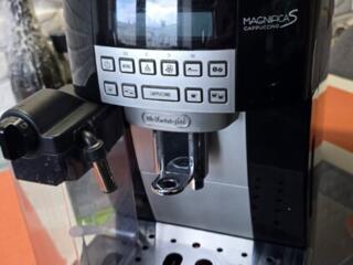 Кофемашина Эспрессо Delonghi ECAM22.320.B /15 бар /Эспрессо /Черный