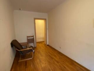 Продам 2-х комнатную квартиру на ул. Генерала Петрова