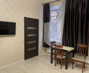 Двухкомнатная квартира в Обсерваторном переулке, парк Шевченко