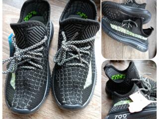 Изики кроссовки