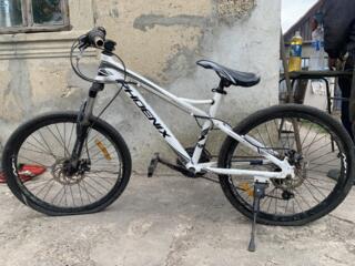 Продам велосипед срочно!!! покупателю скидка!!!