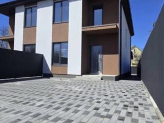 В продаже дуплексы, просторные с хорошими планировками, и ...