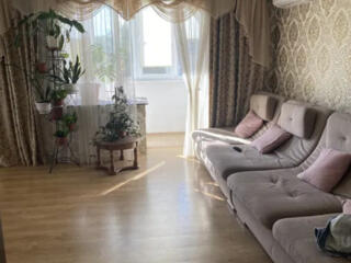 Продам 4-х комнатную квартиру с ремонтом на пос.Котовского