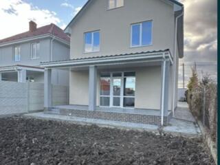 Продам дом 130 кв.м  на 4 сотках, Червоный Хутор