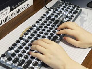 Механическая клавиатура EWEADN TK100