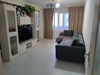 Продам 3-х комнатную Кишинёвская 33