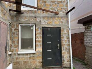 Продам часть дома 139.2 кв. м., ул. Урожайная/Чубаевский пер.