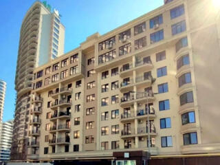 Трехкомнатная квартира в Аркадии в малоквартирном доме