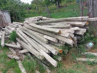 Stâlpi de beton cu multă armatură