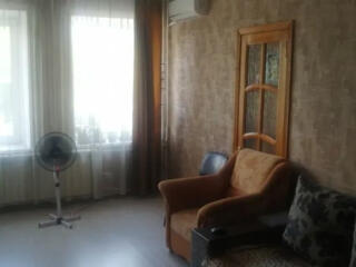 2 комнатная квартира на Василия Стуса.