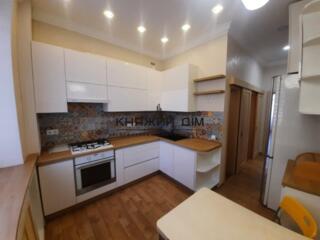 Задається шикарна трикімнатна квартира 70 кв. м. на вул. Єреванська ..