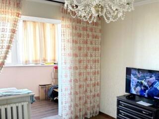 Продам однокомнатную квартиру на пос. Котовского.