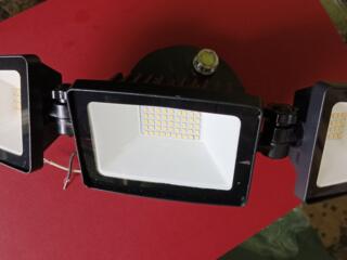 Прожектор позиционный 50W с датчиком день-ночь