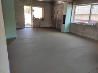 Строительные услуги, стяжка, наливной пол, теплый пол, отмостка,