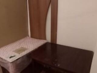 1 комн в общежитии, Центр, р-н Квинт, 2/2,торг