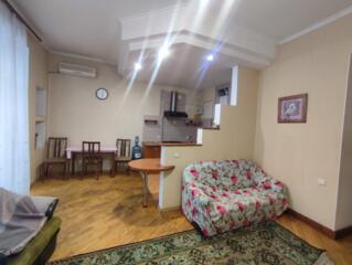 Продам 2 комн квартиру на ул Базарная/ ул Осипова