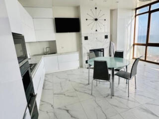 3 к. Дача Ковалевского (ЖК Клаб Марин) Панорамный вид на море.