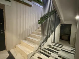 Продам квартиру- студию на Слободке