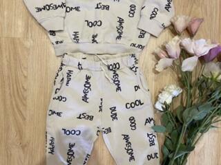 Костюмчики на ребенка