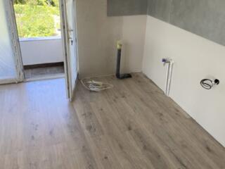 Montarea laminat si plinta.