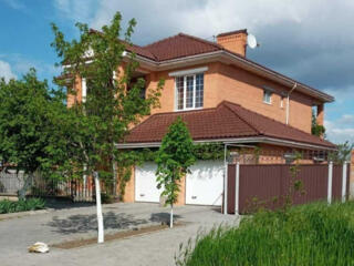 Продажа современного 2-этажного дома в Варваровке. Возле реки!