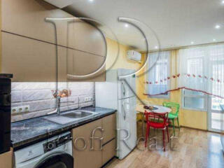 продаж 3-к квартира Київ, Шевченківський, 175000 $