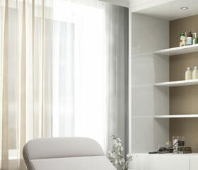 Сдаётся место для маникюрщицы делать маникюр