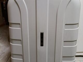 Продаются чемоданы отличного качества из Турции и Германии!