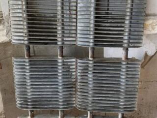 Продам радиаторы Лаки б/у 6 секций