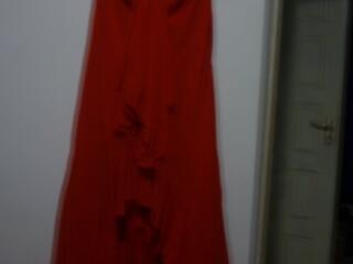 Продаю шикарные вечерние платья из Европы красное 40-44 р синее
