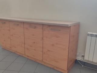 Стол со шкафами внизу, новый