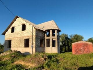 Продам недостроенный дом