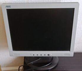 15 дюймовый монитор