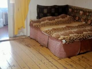 Продам 1 комнатную квартиру в центре.