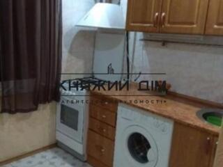 Здається 2-х к. Кв. по вул. Миропільська 3, 53/30/7 кв. м, 8/9 пов. ..