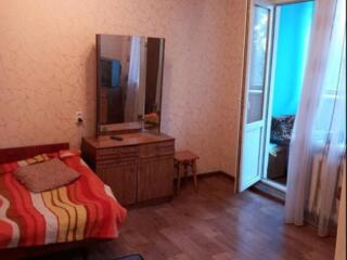 Продам 1-к на Ак. Королева/ рынок Южный